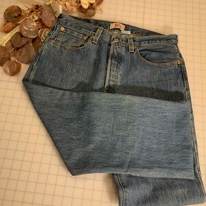 Levi’s Original 501 Straight Leg Button Fly, Color: Denim Blue, Size: W32 L29,